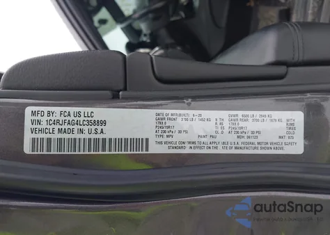 2020 Jeep Grand Cherokee Laredo E 4X4 z USA, uszkodzony, nr VIN 1C4RJFAG4LC358899